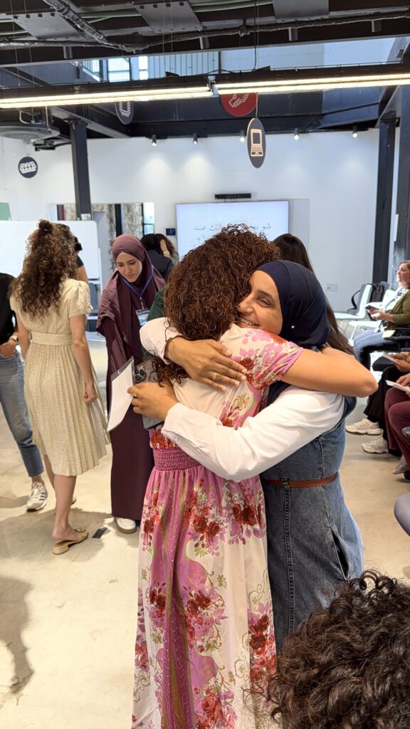 لقاء المجتمع 8